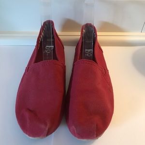 SO brand red slip on shoes